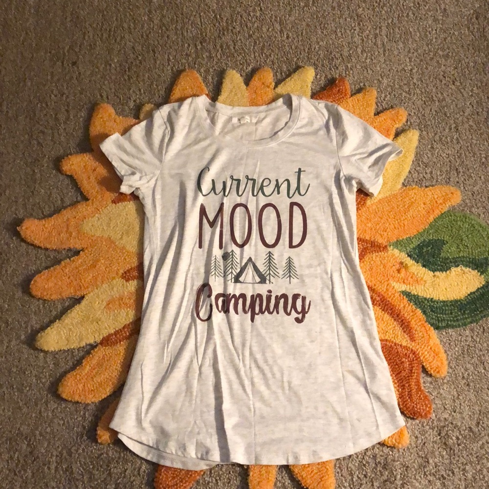 Grey t-shirt